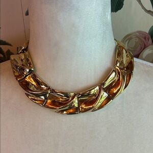 1980’s Vintage Ciner Gold Link Chocker Neclace